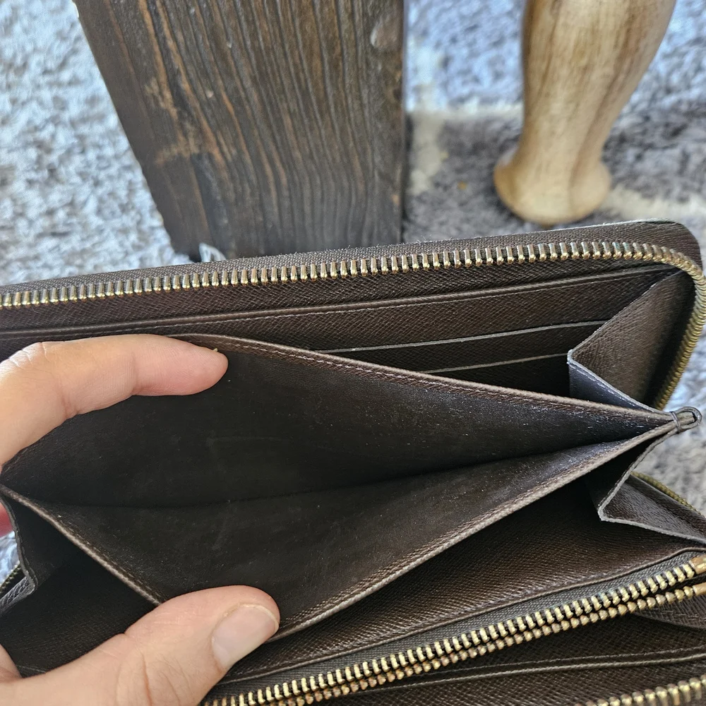 Louis Vuitton Damier Brown Zip-Around Wallet - Picture 7 of 10